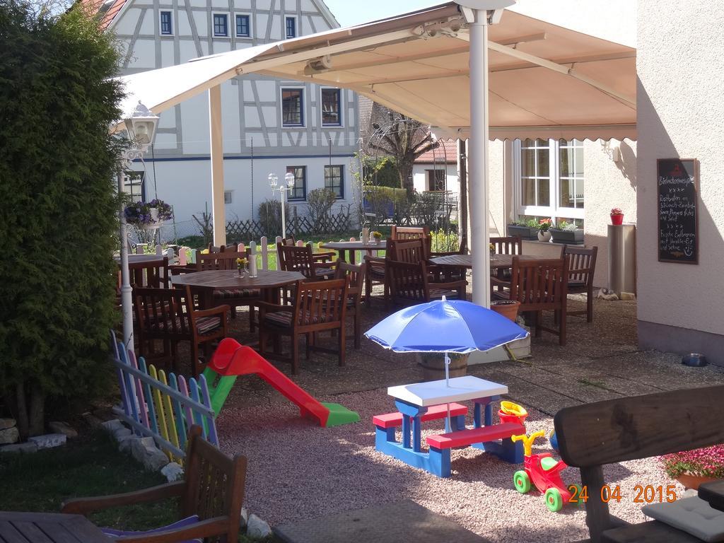 Hotel 4 Jahreszeiten Mit Restaurant Albstadt Exteriör bild