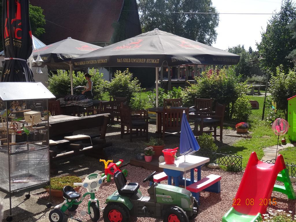 Hotel 4 Jahreszeiten Mit Restaurant Albstadt Exteriör bild