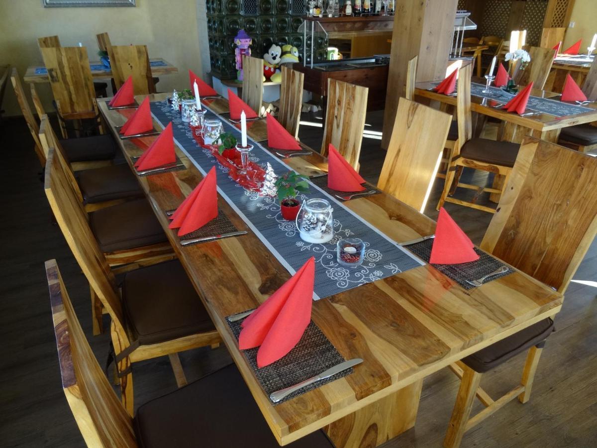 Hotel 4 Jahreszeiten Mit Restaurant Albstadt Exteriör bild