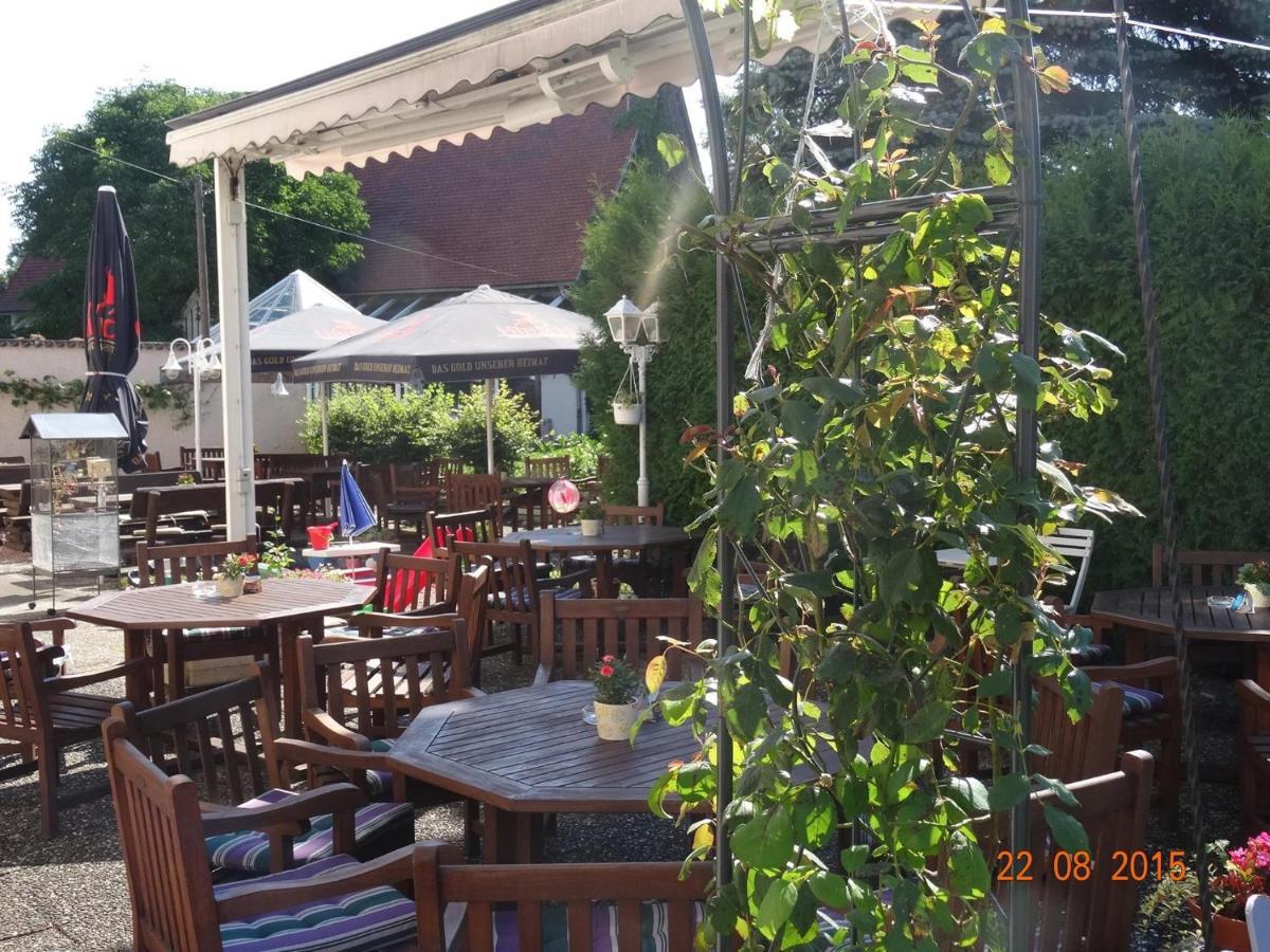 Hotel 4 Jahreszeiten Mit Restaurant Albstadt Exteriör bild